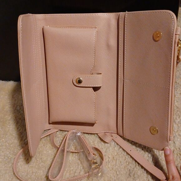 FRANCESCA'S Blush Pink Wallet Crossbody - Picture 4 of 5